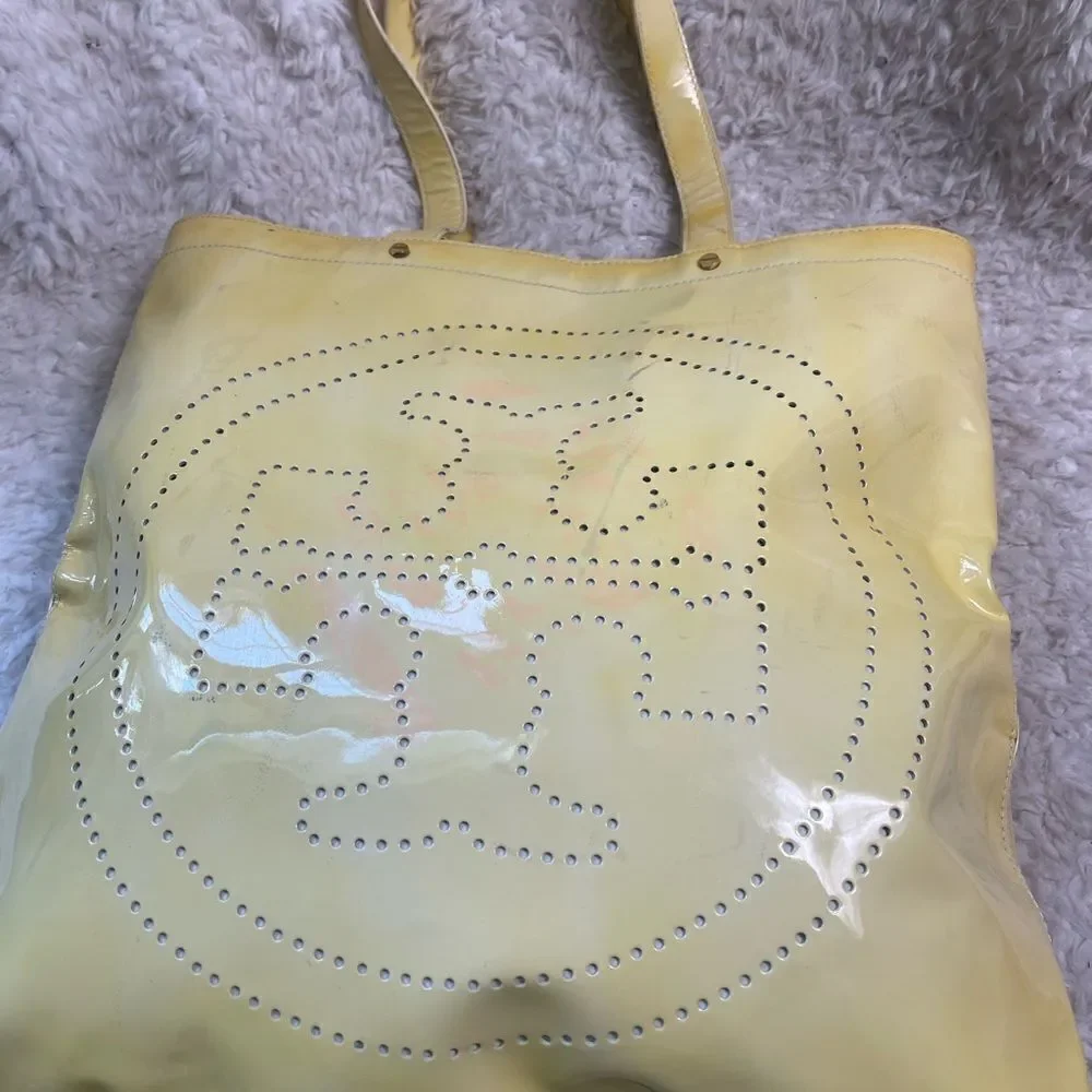 Authenticated Tory Burch leather patent yellow Large tote with dust bag